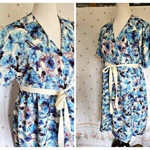 Sz L to XL Kimono Sleeve Wrap Dress Blue Floral NEW